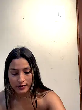 Snapshot of Berta_arevalo_blsd chatting on 11/17/25, 06:24 Berta arevalo blsd online show from 11/17/25, 06:24