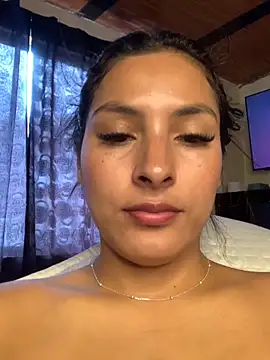 Snapshot of Berta_arevalo_blsd chatting on 11/19/25, 05:57 Berta arevalo blsd online show from 11/19/25, 05:57