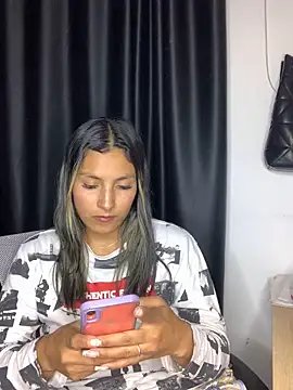 Snapshot of Berta_arevalo_blsd chatting on 12/03/25, 07:27 Berta arevalo blsd online show from 12/03/25, 07:27