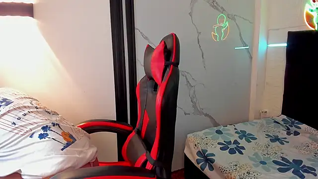 LolaXXXperience online show from 09/24/25, 11:13