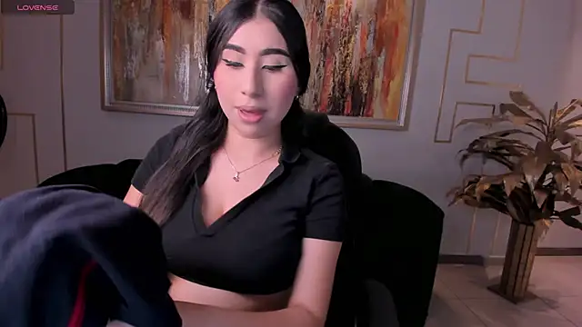 Snapshot of MayaMoretti_ chatting on 11/20/25, 04:12 MayaMoretti online show from 11/20/25, 04:12