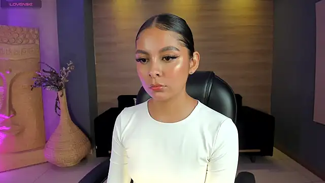 NinaBlum online show from 10/01/25, 02:50