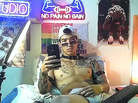 Strongcockfitness online show from 09/15/25, 11:16