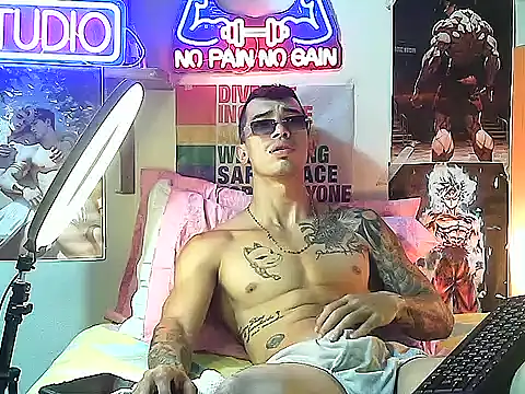 Strongcockfitness online show from 09/24/25, 11:30