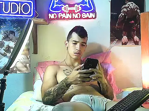 Strongcockfitness online show from 09/28/25, 12:05