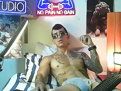 Strongcockfitness online show from 10/10/25, 04:17