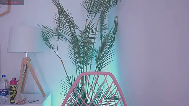 Rebecah 1 online show from 09/23/25, 12:52