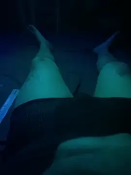 Snapshot of johnboones10 chatting on 10/25/25, 09:50 johnboones10 online show from 10/25/25, 09:50