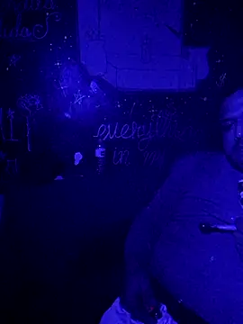 Snapshot of johnboones10 chatting on 11/29/25, 08:12 johnboones10 online show from 11/29/25, 08:12