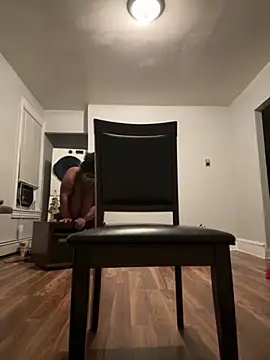 Snapshot of bunbun420247 chatting on 11/02/25, 04:37 bunbun420247 online show from 11/02/25, 04:37