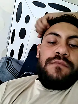 couplebest1 online show from 09/15/25, 12:27