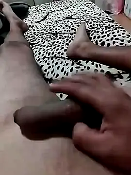 couplebest1 online show from 09/28/25, 01:55