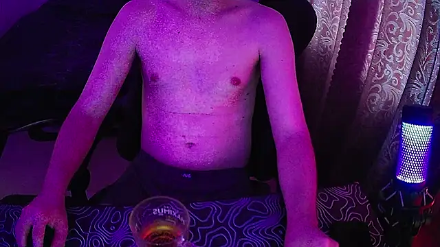 xXxHARDPORNxXx online show from 07/18/26, 04:00