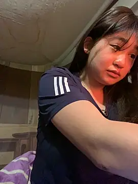 Snapshot of ha-cute chatting on 11/29/25, 04:21 ha-cute online show from 11/29/25, 04:21