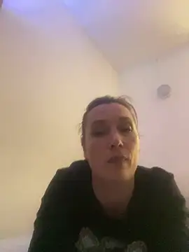 Snapshot of dreamgt chatting on 03/27/26, 07:57 dreamgt online show from 03/27/26, 07:57