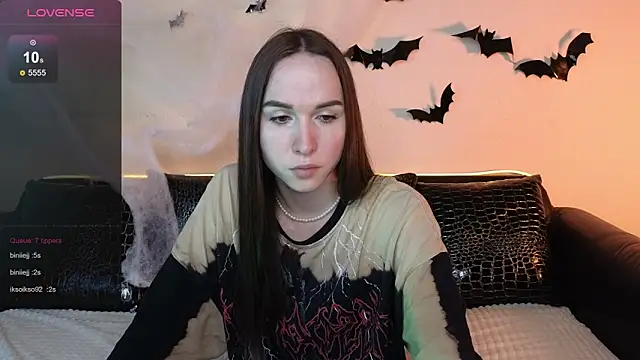 Angeel Kate online show from 10/29/25, 05:25