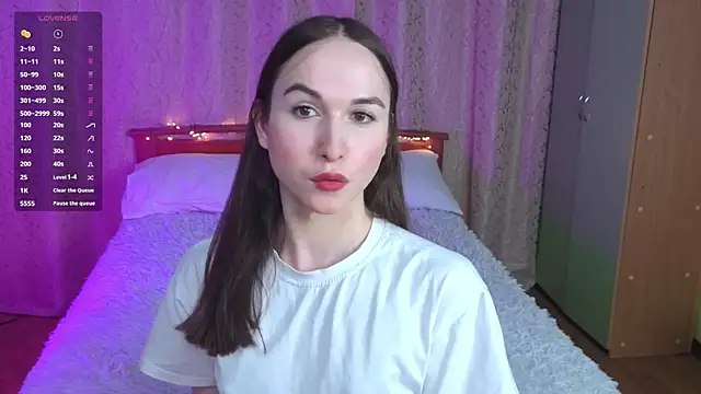 Angeel Kate online show from 04/24/26, 08:00