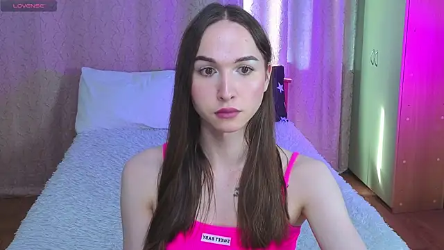 Angeel Kate online show from 06/25/26, 04:56