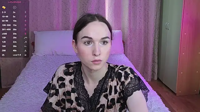 Angeel Kate online show from 07/28/26, 12:48