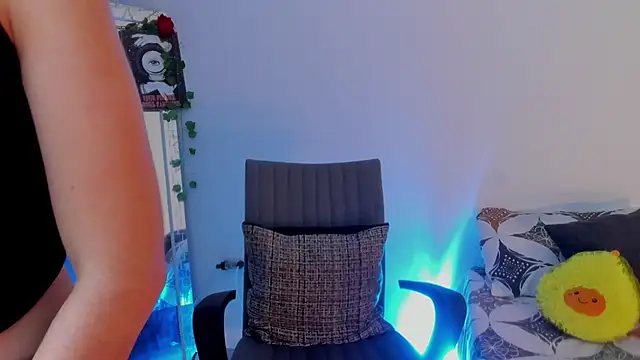 Snapshot of Genesiissss chatting on 11/09/25, 11:25 Genesiissss online show from 11/09/25, 11:25