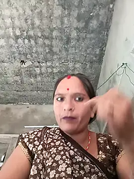 Snapshot of suhani_sharmj chatting on 11/10/25, 07:18 suhani sharmj online show from 11/10/25, 07:18