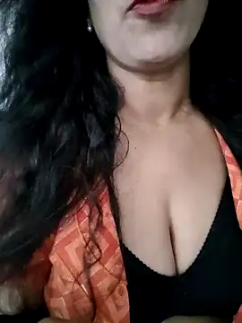 Deepa Sharma143 online show from 09/28/25, 05:46