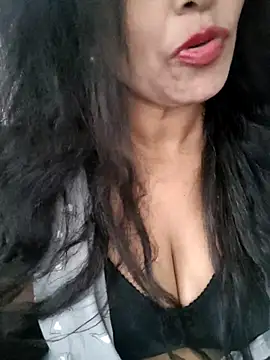 Deepa Sharma143 online show from 10/03/25, 06:21