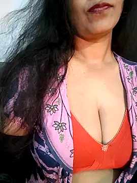 Deepa Sharma143 online show from 02/07/26, 01:53