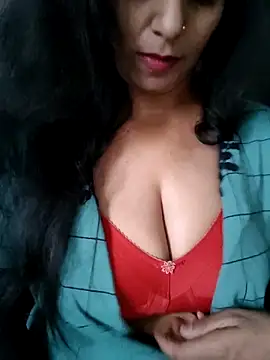 Deepa Sharma143 online show from 04/03/26, 01:47