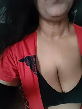 Deepa Sharma143 online show from 07/20/26, 11:45