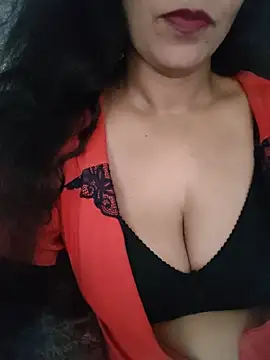Deepa Sharma143 online show from 07/21/26, 01:52