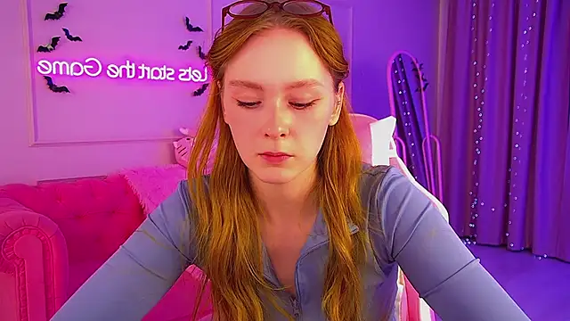 Snapshot of AgataFoxley chatting on 11/05/25, 06:08 AgataFoxley online show from 11/05/25, 06:08