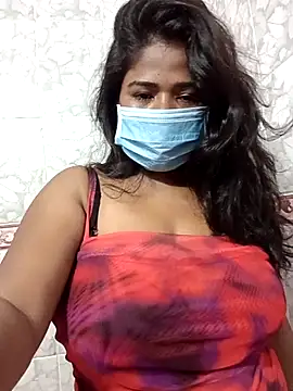 Snapshot of HAANNIAA chatting on 11/02/25, 03:36 HAANNIAA online show from 11/02/25, 03:36