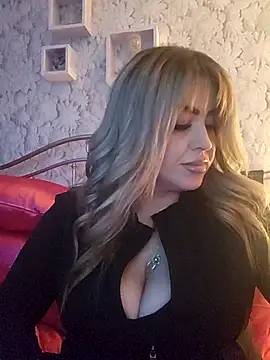 Amber EyesX online show from 10/18/25, 07:47