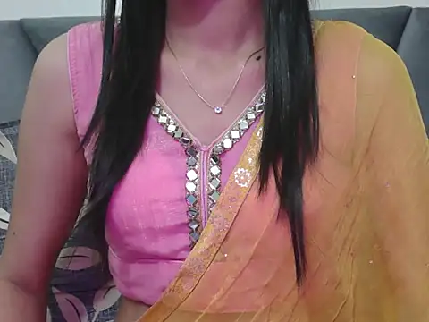 cute seemu online show from 10/26/25, 10:43