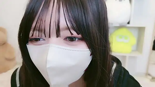 JP Momo o0 online show from 10/15/25, 08:25