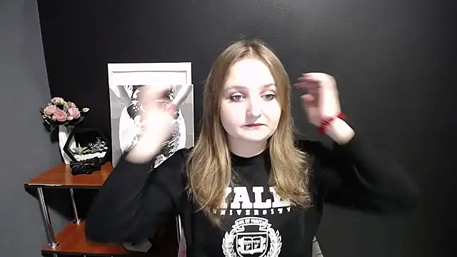 Mystic nikole online show from 10/01/25, 12:11