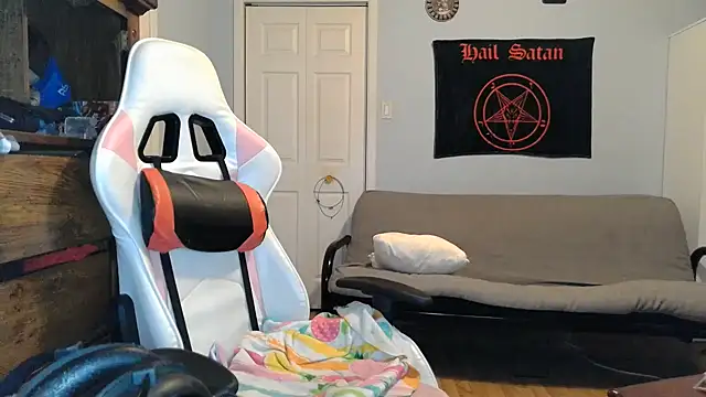 Ardokks online show from 10/13/25, 02:33