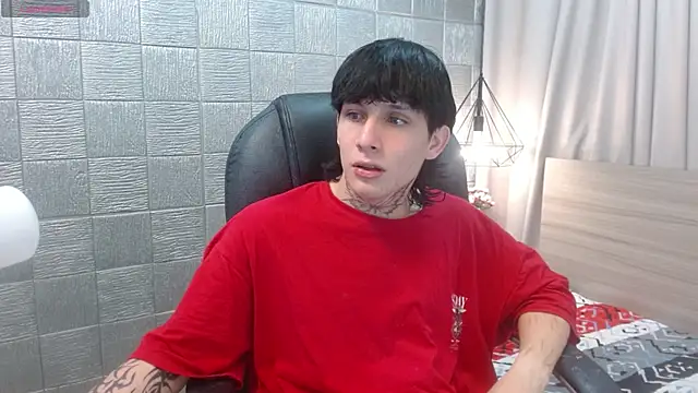 Iantwink18 online show from 11/24/25, 07:24