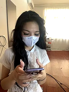 Snapshot of xiongmaobb chatting on 10/16/25, 04:57 xiongmaobb online show from 10/16/25, 04:57