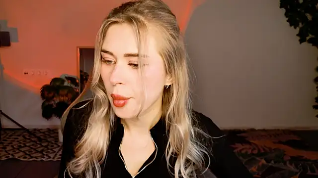 AdelLoyss online show from 10/02/25, 09:05