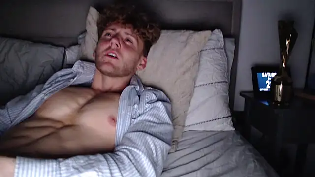 DominantAlex18 online show from 10/25/25, 01:57