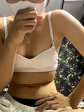 Fin-xinh18 online show from 09/11/25, 04:18