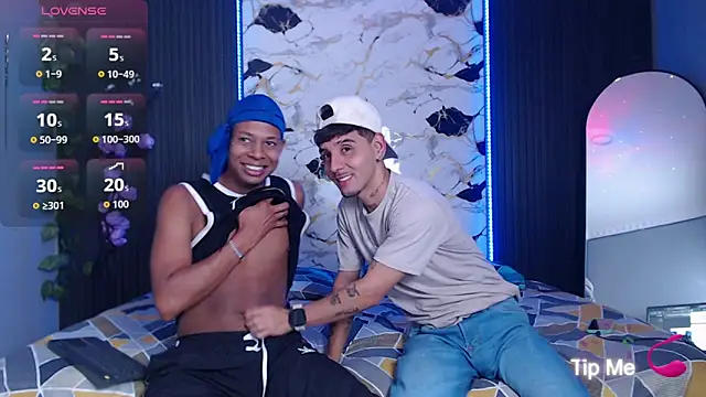 Snapshot of SpicyBoys_X chatting on 09/13/25, 09:25 SpicyBoys X online show from 09/13/25, 09:25