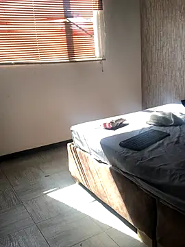 Snapshot of Adele_Pinkk chatting on 11/07/25, 02:06 Adele Pinkk online show from 11/07/25, 02:06