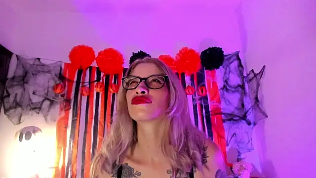 MerryyMendez online show from 10/08/25, 01:14