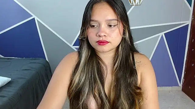Charlotte greyx online show from 10/27/25, 05:50