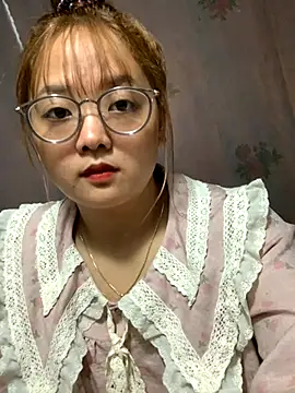 July-y online show from 10/03/25, 03:47