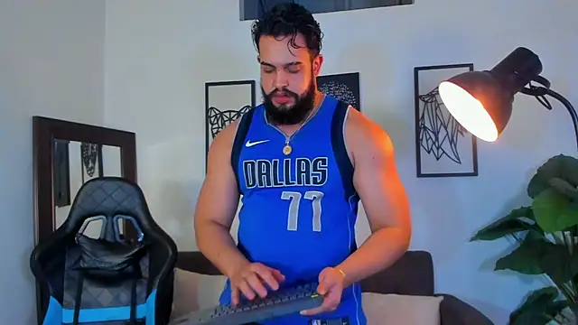 Justin kingX7 online show from 06/12/26, 05:39