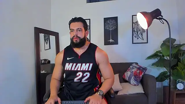 Justin kingX7 online show from 07/17/26, 04:08